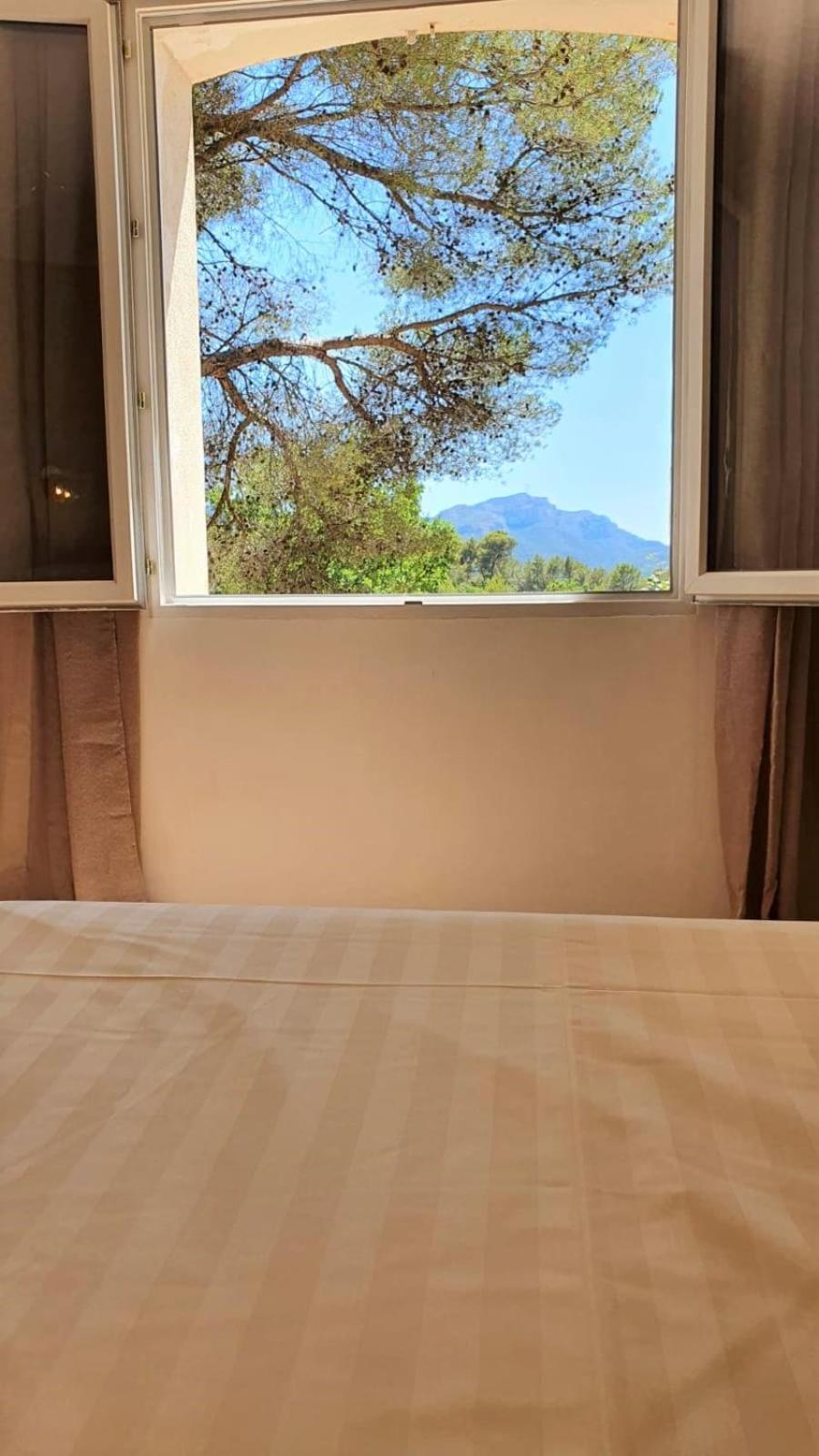 Villa Cigalons En Pleine Pinede Avec Piscine Chauffee De Mai A Septembre Auriol Dış mekan fotoğraf
